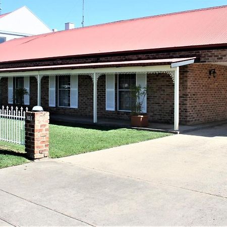 Club Motel Armidale Εξωτερικό φωτογραφία